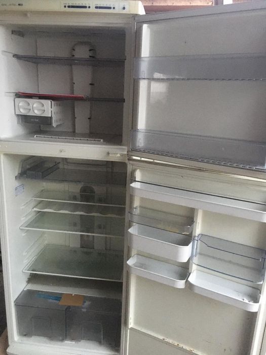 Холодильник продам