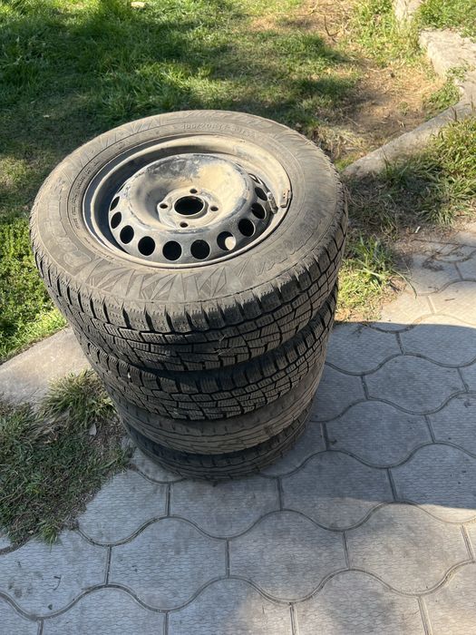 Комплект дисков с резиной