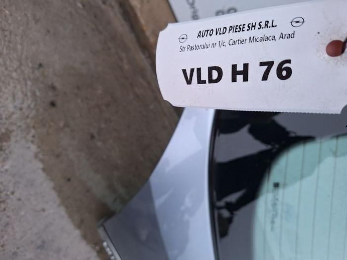 Haion cu luneta Opel Astra H facelift