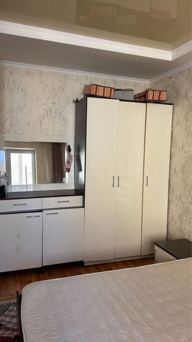 Диван, телевизор, стенка, спальная б/у