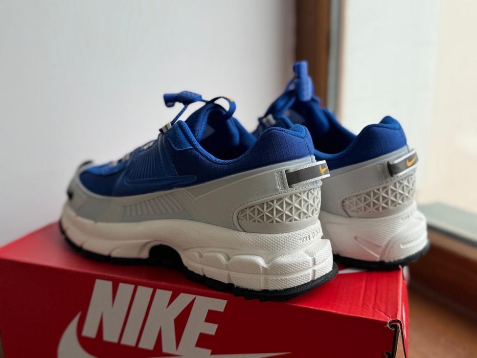 Nike vomero roam