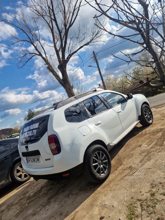Vând Duster 1.5 DCI