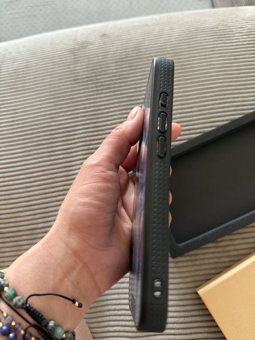 Husă Premium Iphone 16 -Burga Elite