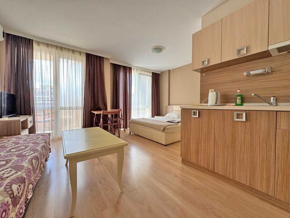 Продава се Едностаен апартамент в к.к. Слънчев бряг - 42 кв.м за 1250 €/кв.м - Снимка #2