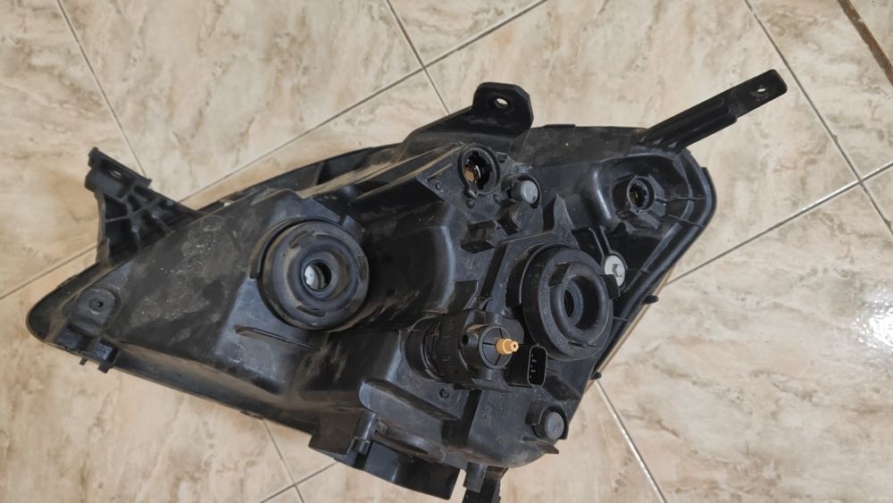 Фарове за honda cr v 2 gen