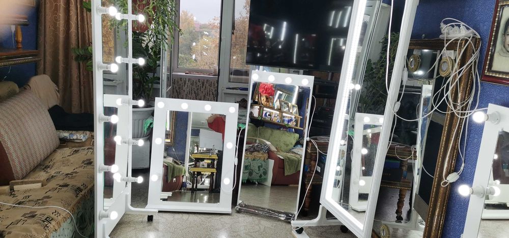 Зеркала в раме. С подсветкой, и без