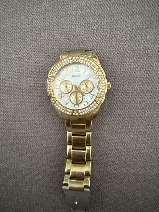 Ceas dama Guess auriu