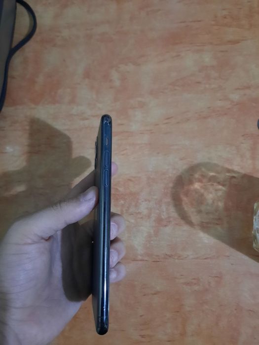 Iphone 11 pro max 64gb. 70%. 250$