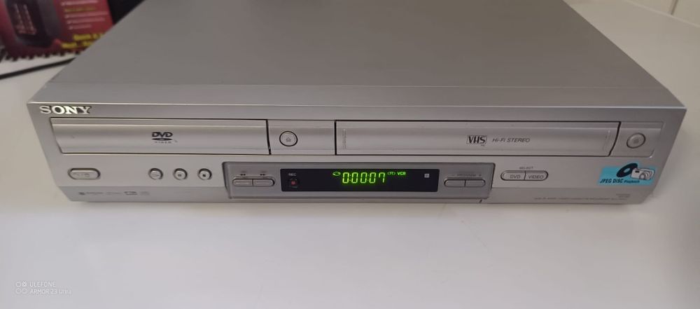 Video combo SONY model SLV 9105