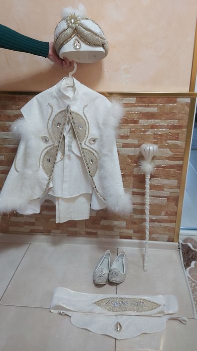 Костюм за сюнетт