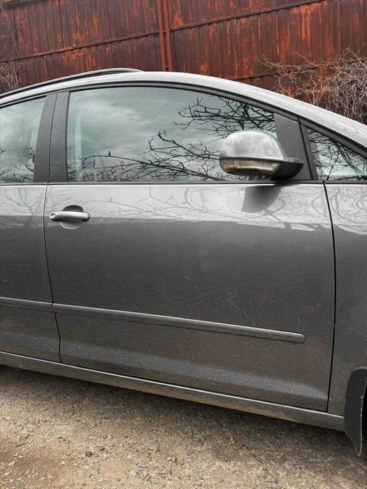 Usa dreapta fata Vw Golf 6 plus LA7T