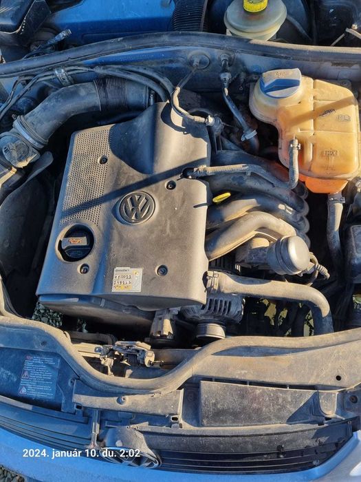 Dezmembram Volkswagen Passat 1.8 20V Benzina