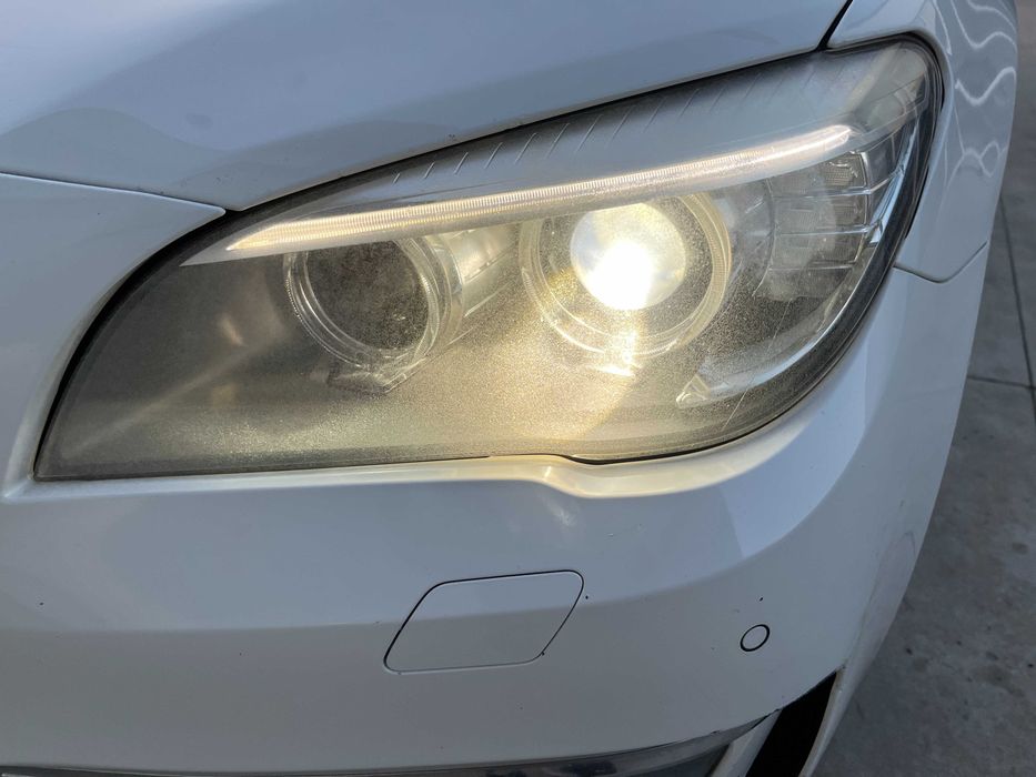 Far stanga dreapta fara adaptiv originale BMW Seria 7 F01 F02 F03 LCI