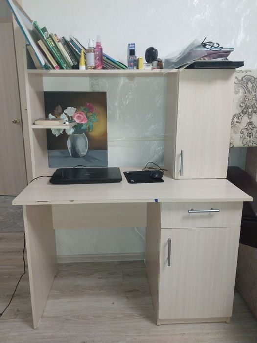 Продам кресло, стол бу