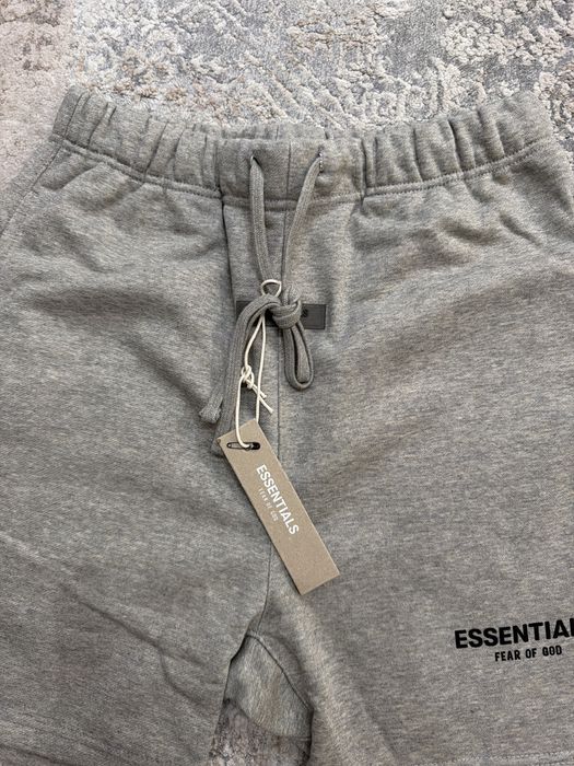 Pantaloni scurti Essentials / Premium