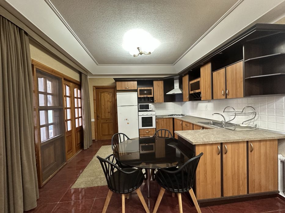 Сдаётся евродом с большим зелёным садом, ориентир улица Никитина