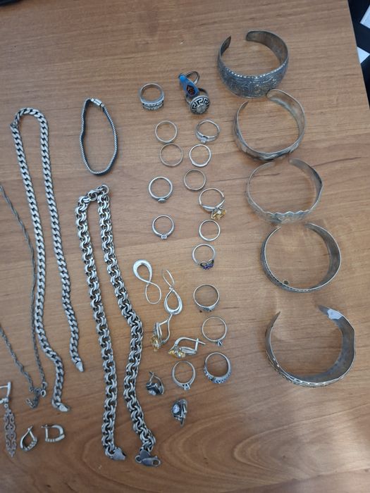 Продам серебро 925
