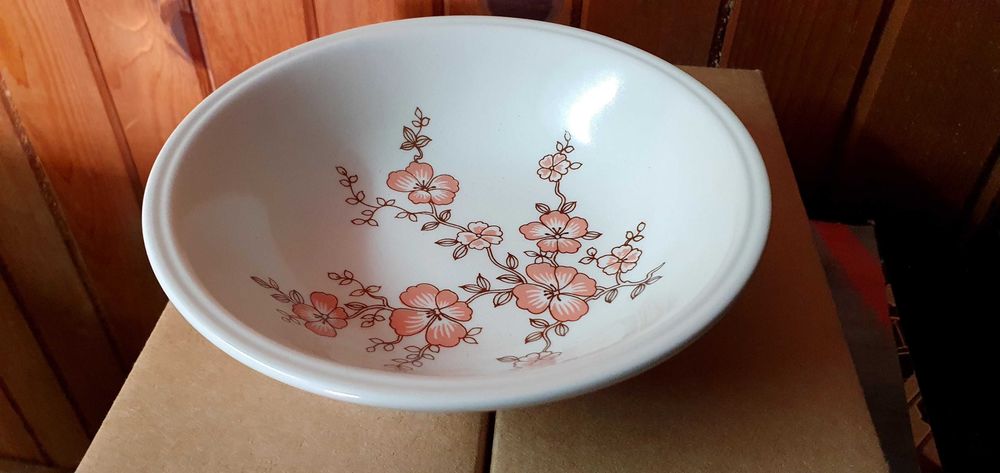 Английски сервиз чай и десерт чисто нов не е разопакован 5 части