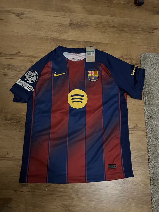 Tricou Barcelona Raphinia