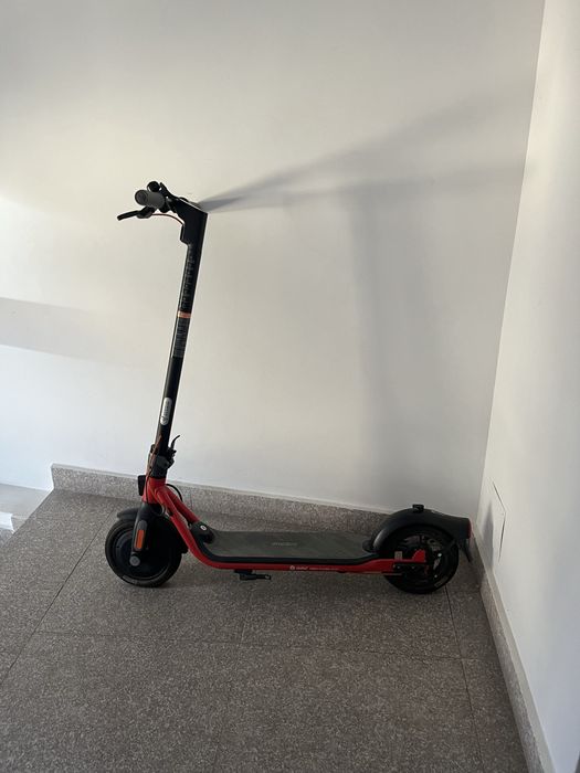 Trotineta Electrica Segway NineBot Kickscooter D28E
