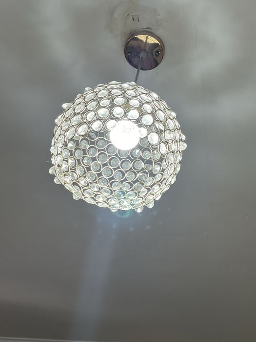 Люстра для комнат. Самовывоз г.Алматы