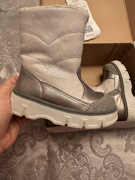 Продам сапожки зимние 23 размер