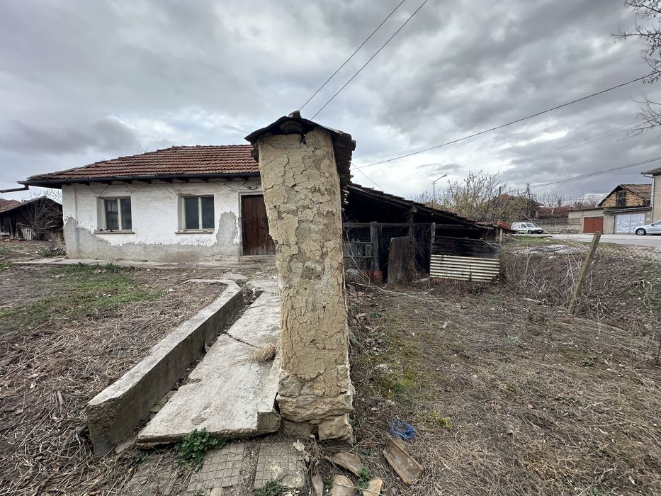 Продава се Къща в Горна Оряховица - 50 кв.м за 398 €/кв.м - Снимка #2