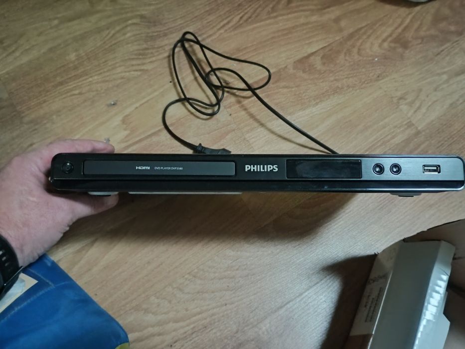 Vând dvd player Philips