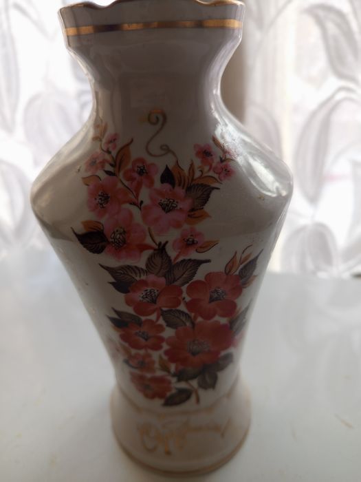 Продам вазу за 1000 тенге