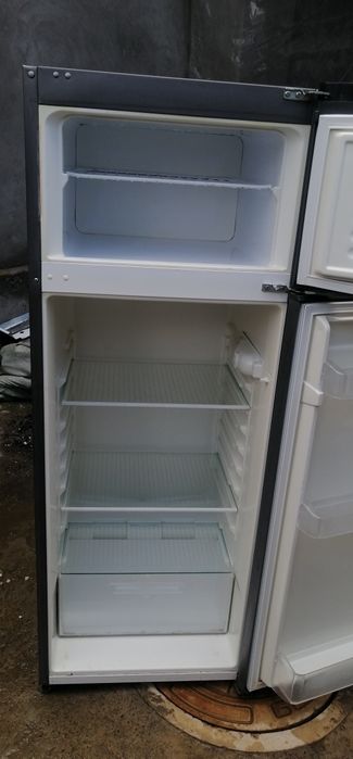 Estel Xaladinik sotiladi xolati yaxshi hama joyi radnoy