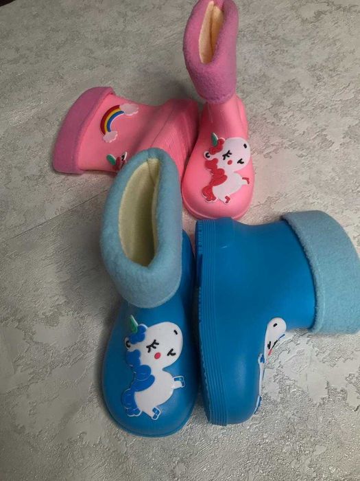 резиновые сапожки для девочек.