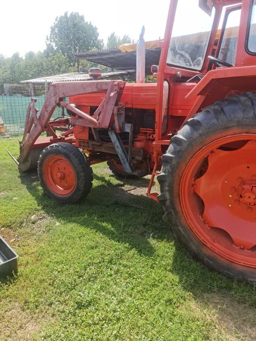 Vănd Tractor 650