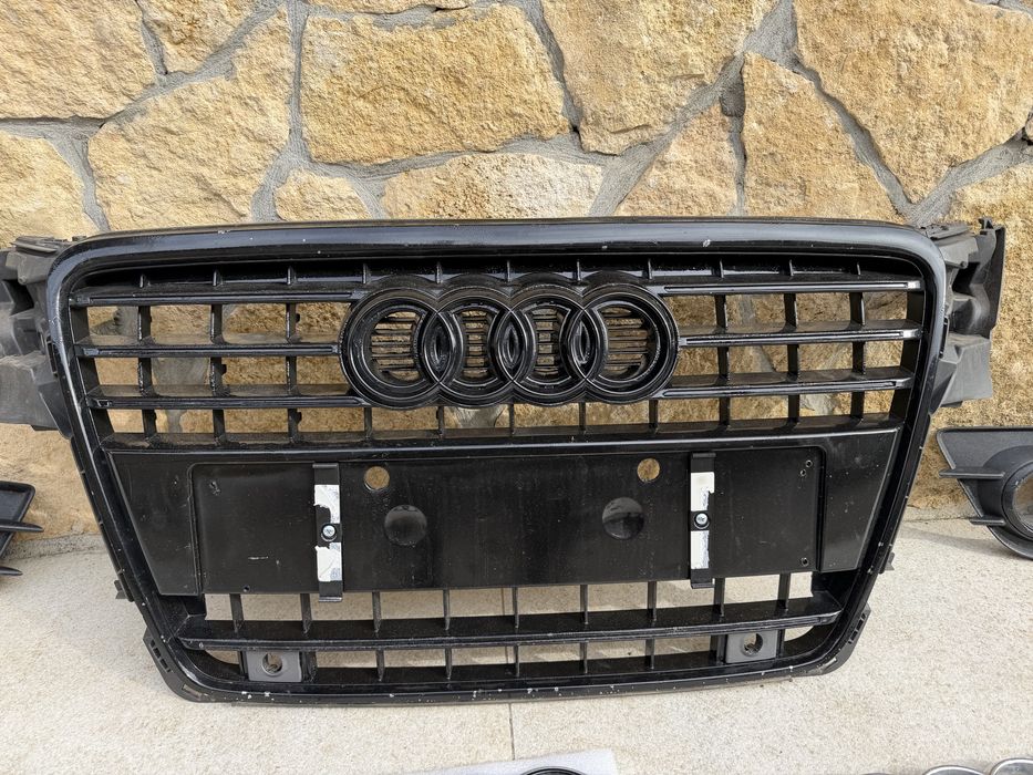 Grila audi a4b8!