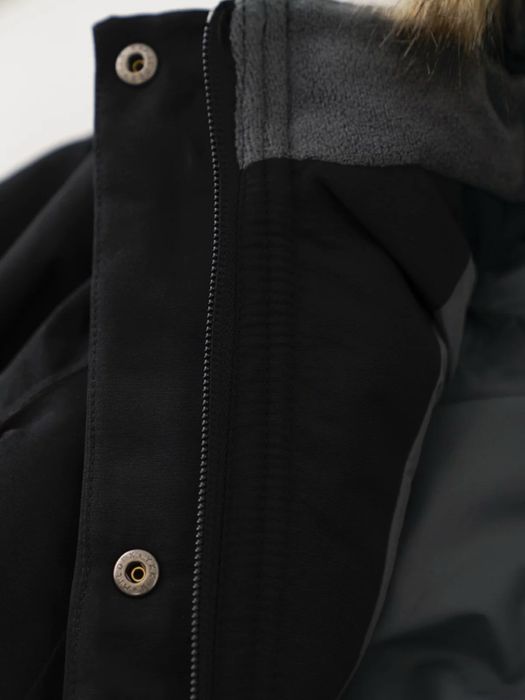 Куртка на девочку 6-7 лет