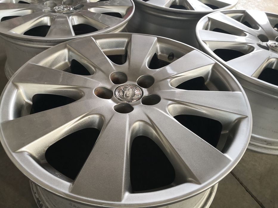 5х100 Тойота Toyota 5x100 17 цола джанти с датчици