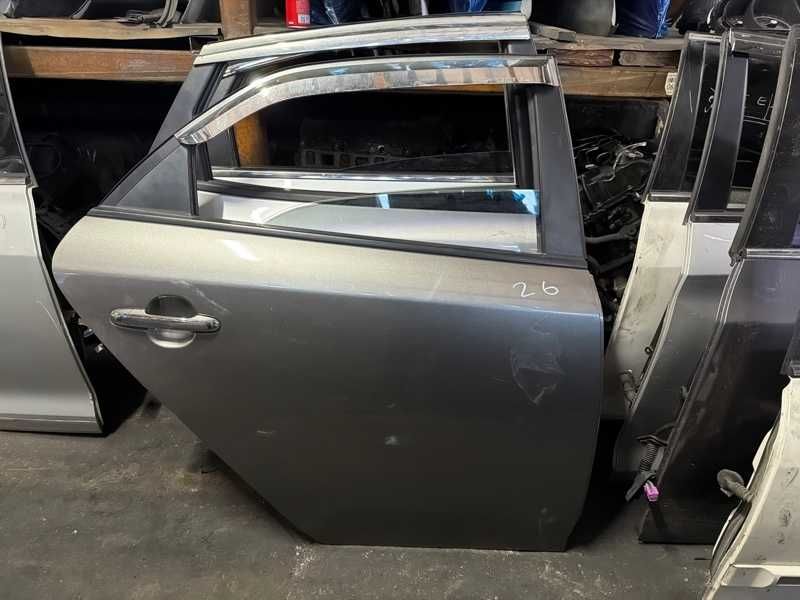 Дверь Kia Cerato