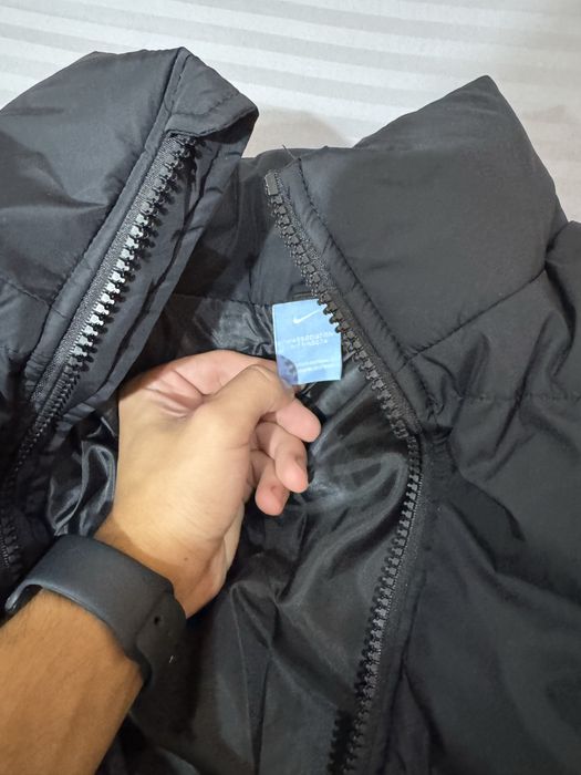 Geaca de iarna Nike Nocta