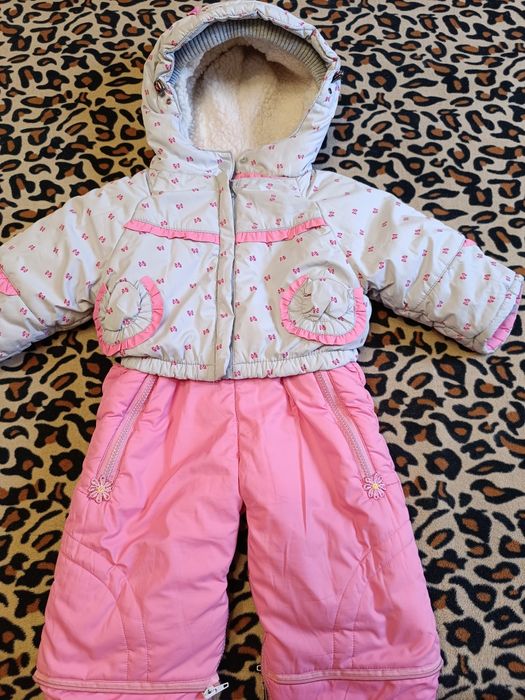 Продам зимний комбинезон для девочки!