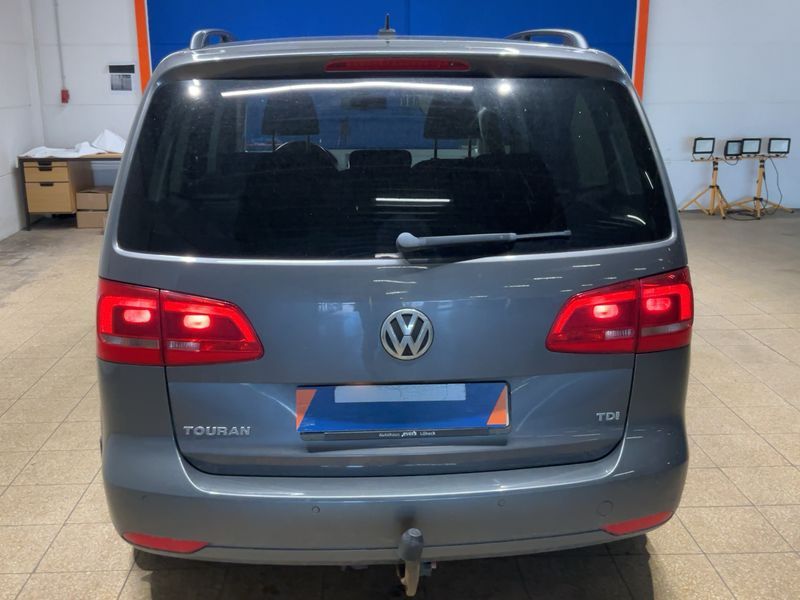 Volkswagen Touran 1.6 TDI Comfortline 2011