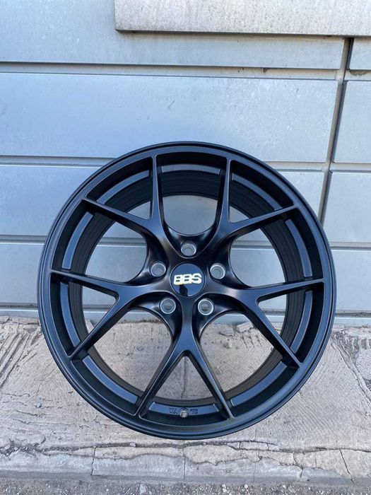 Новые авто диски R18 BBS