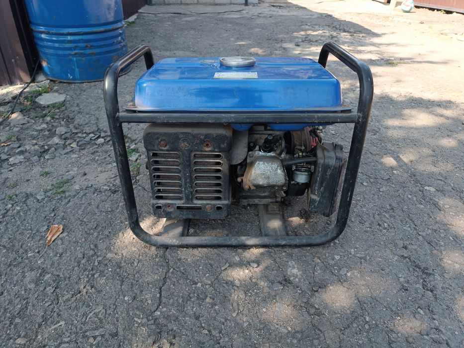 Продам генератор