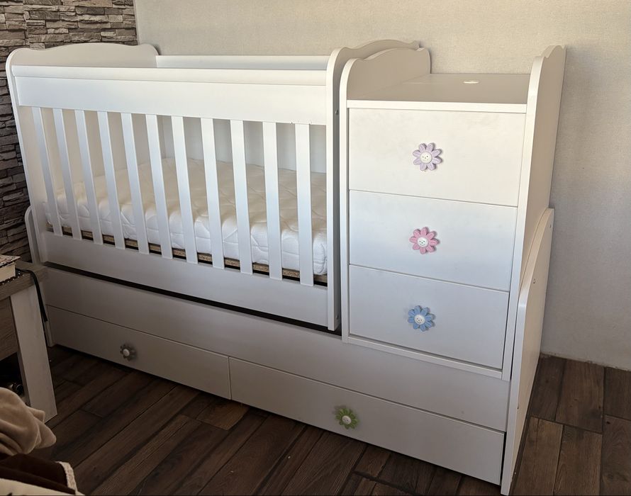 Комбинирана бебешка кошара