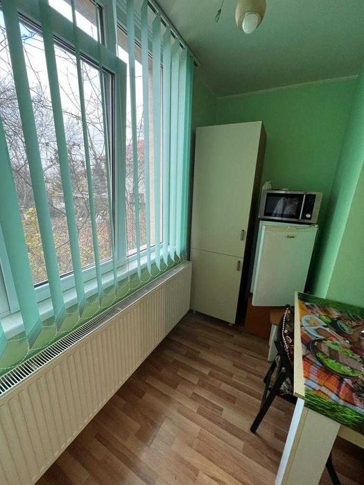 Inchiriez 1 camera in bloc nou   zona General   complet utilat