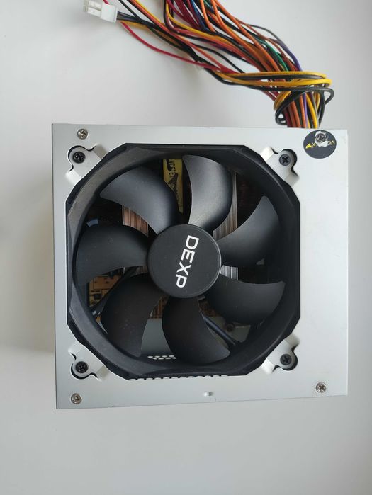 блок питания в отличном состоянии