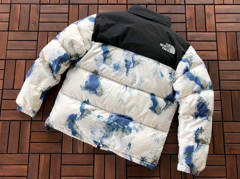 Geaca The North Face cu puf Premium