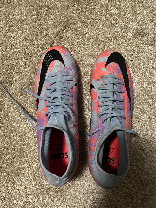 Nike football boots mercurial CR7