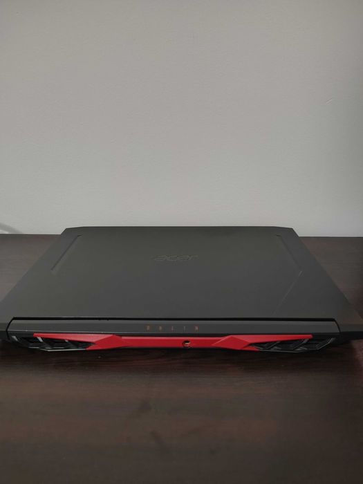Acer Nitro 5 144Hz / Ryzen 5 4600H / 16GB / 512GB NVMe / GTX 1650