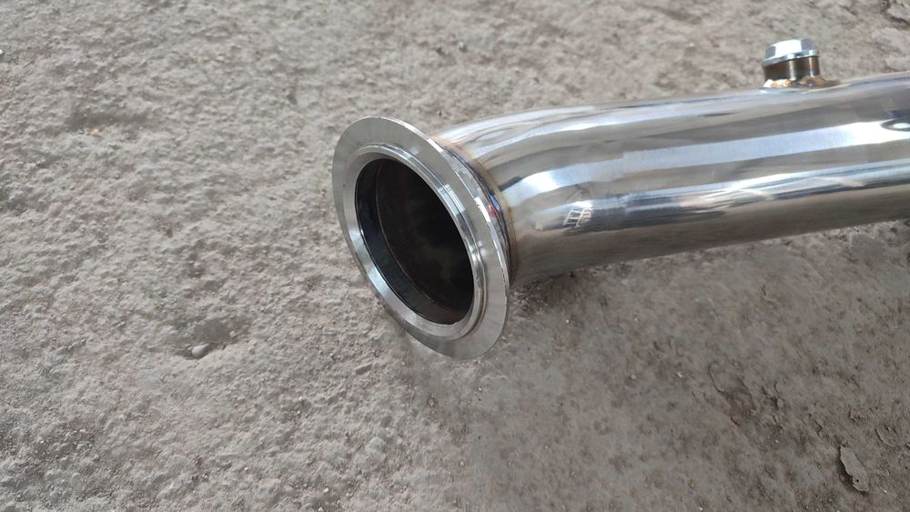 Даунпайп downpipe за N55 F10/F01/F13/F06 535i/640i/740i с Вакуумно управление