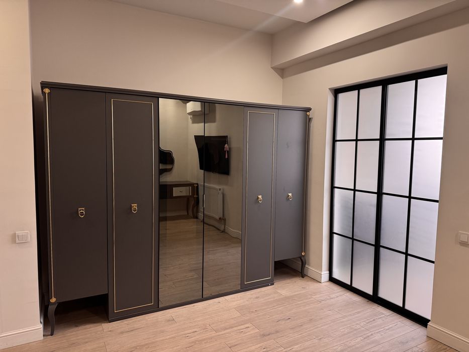 Шкаф  272 ширина 205 высота  (есть рассрочка)