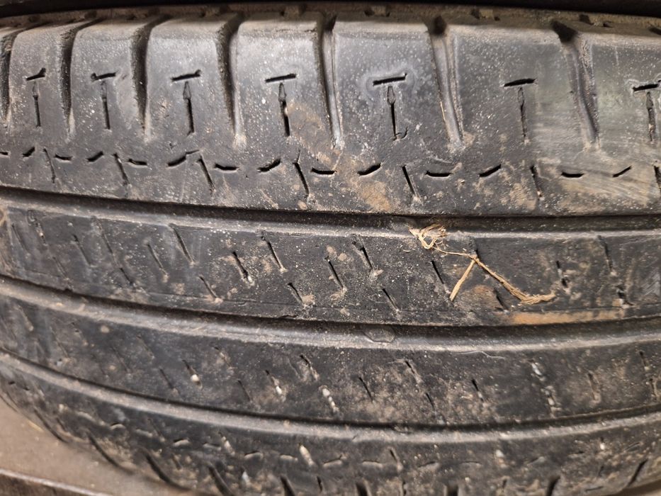 215 70 15 C-set anvelope vara-Michelin